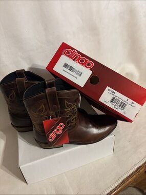 DINGO Brown Western Chelsea Style Ankle Boots